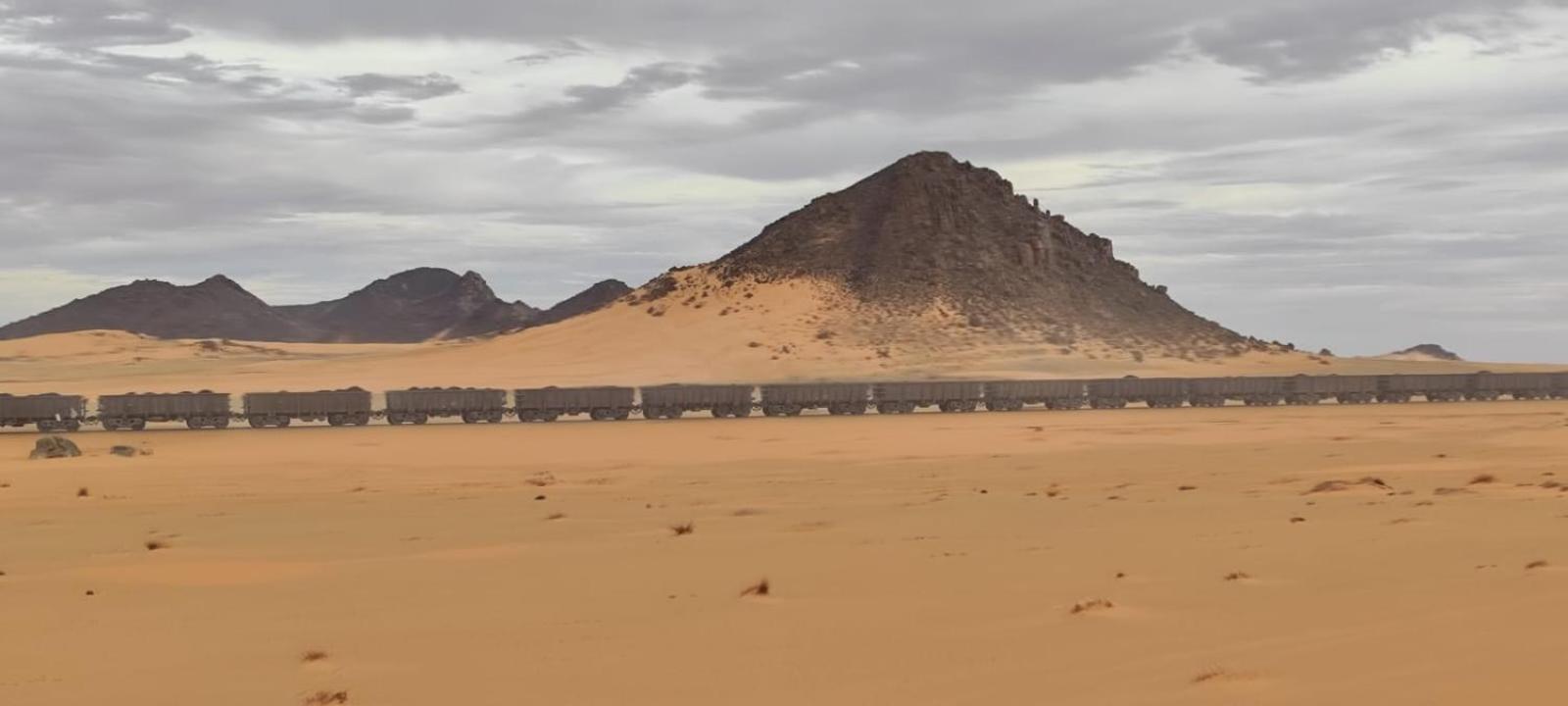 Отель Transit Нуакшот Экстерьер фото